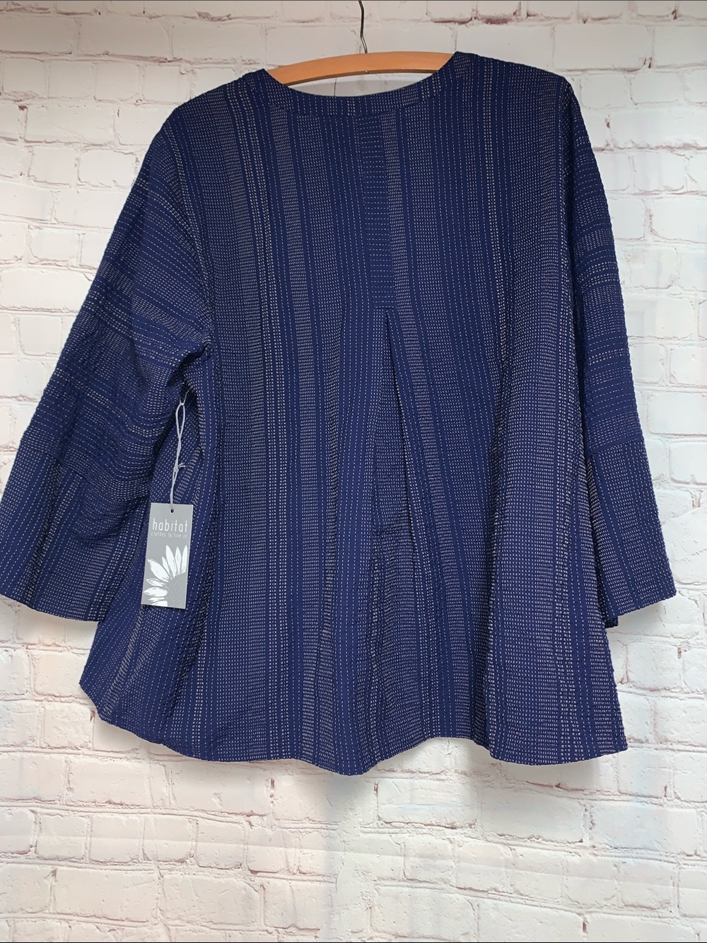 NEW Habitat Navy Blue Textured Split-Neck Tunic Size L - Picture 6 of 6